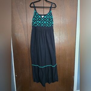 AVA & VIV Black w/ Green Geometric Embroidery Maxi Sun Dress